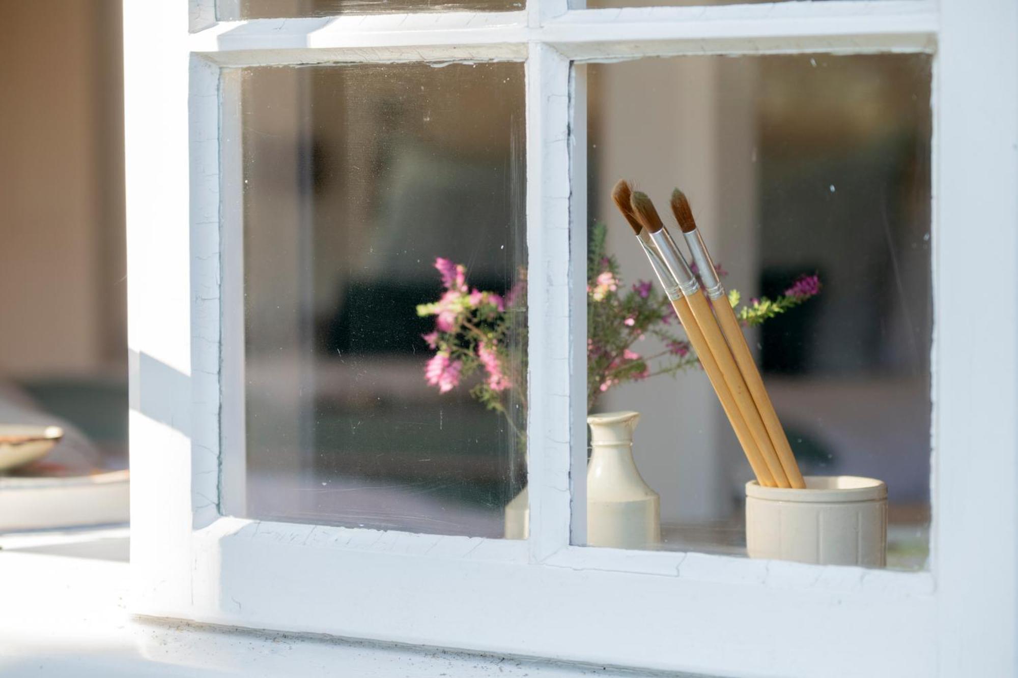 Old Mill Lodge By Huluki Sussex Stays Hurstpierpoint Ngoại thất bức ảnh